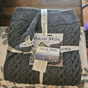 Aran Mor Beautiful 100% Merino Wool Throw Blaket 40"x60" Green/blue